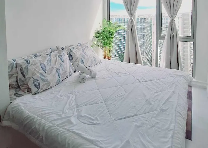 Safе Haven Azure Staycation Apartment Manila