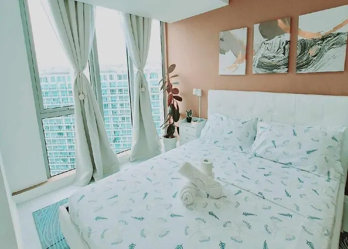 Safе Haven Azure Staycation Apartment *
